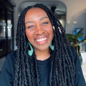 Meet your Posher, Rochelle